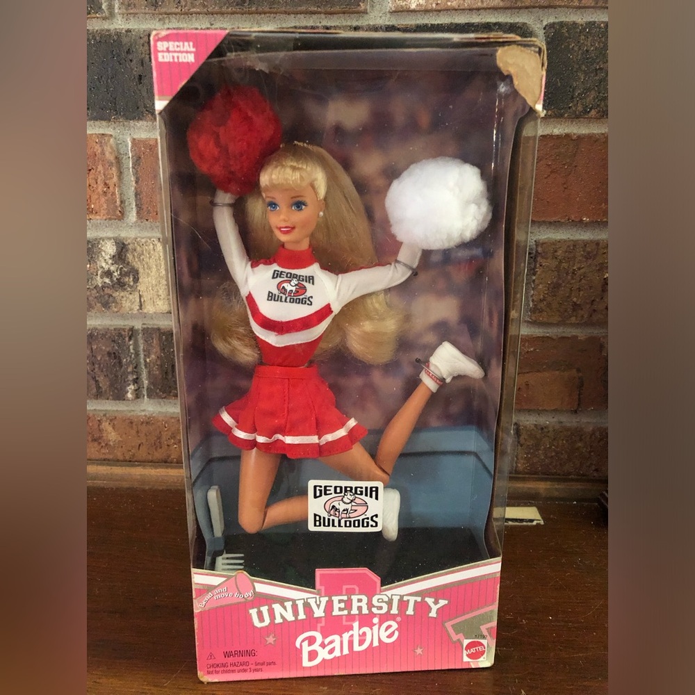 Mattel University Barbie Georgia Bulldogs Cheerleader